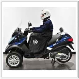 Zeige Details für Knieschutzdecke Piaggio MP3, Original Bild von Knieschutzdecke Piaggio MP3, Original