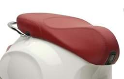 Zeige Details für Sitzbank Vespa Primavera/Sprint, Farbe Rot, Original Bild von Sitzbank Vespa Primavera/Sprint, Farbe Rot, Original