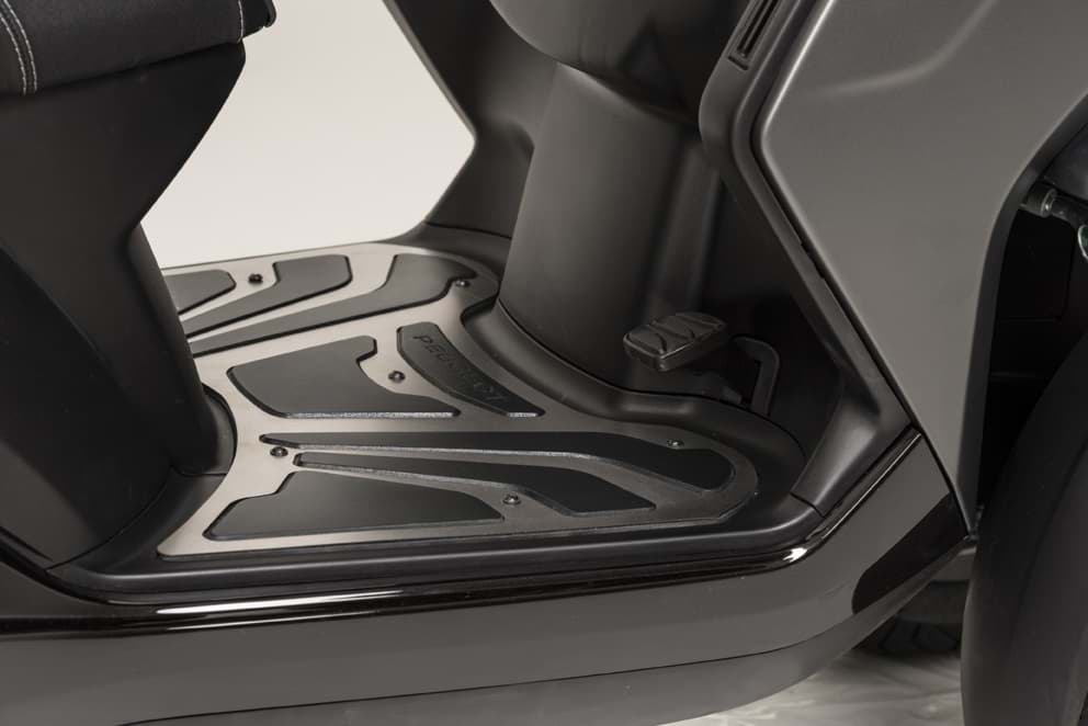 Bild von Trittbrett-Abdeckung Inox Peugeot Metropolis, Original