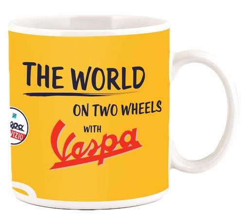 Bild von Tasse Vespa "The world on two wheels with Vespa", gelb