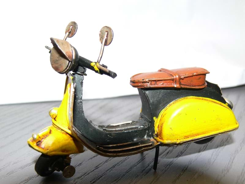 Bild von Vespa-Modell Vespa Handmade", Einzelstück 12"